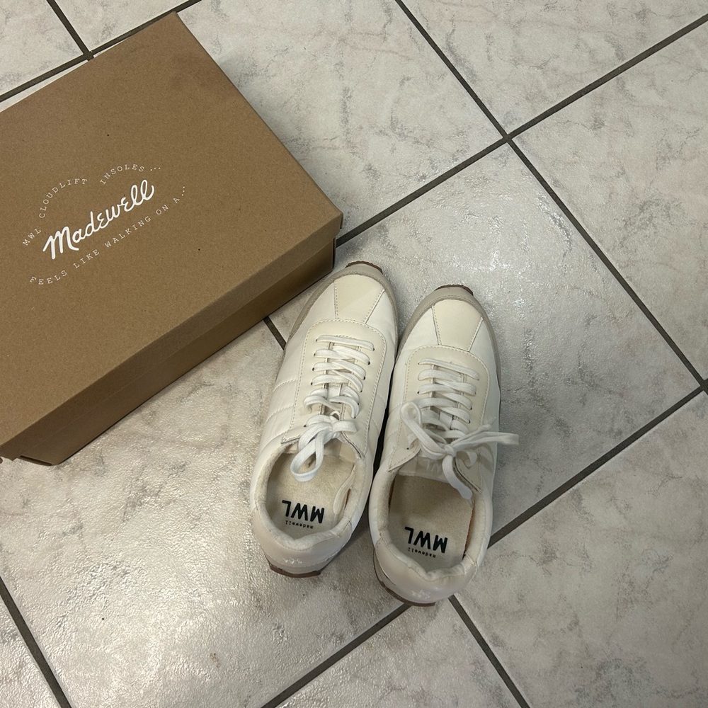 Madewell women’s sneakers